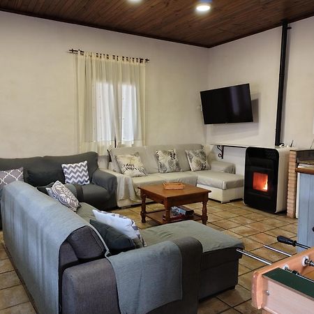 Los Laureles Casa Rural Urda Екстериор снимка