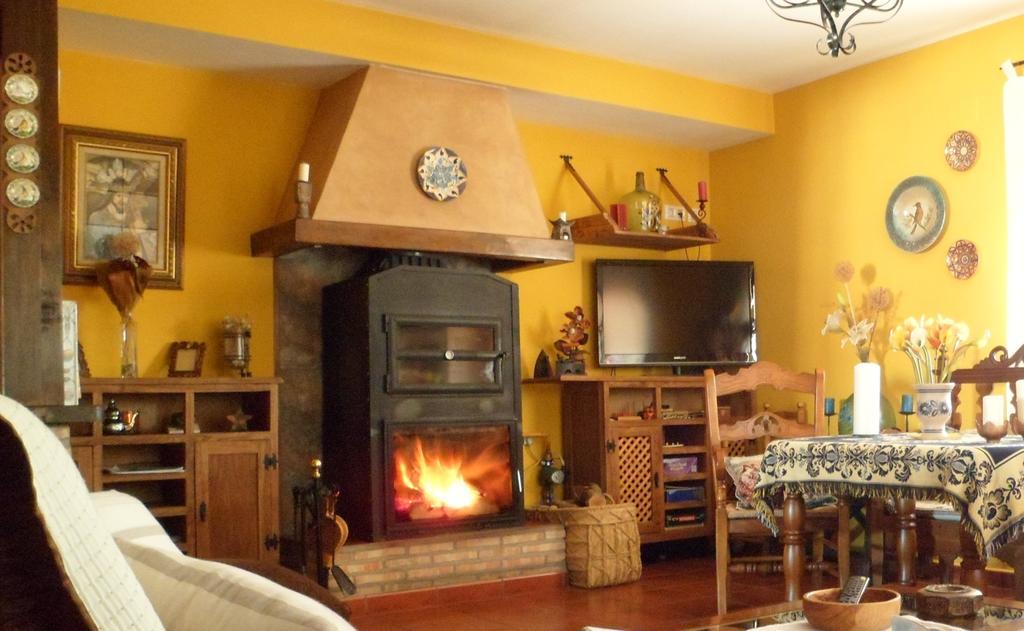 Los Laureles Casa Rural Urda Екстериор снимка