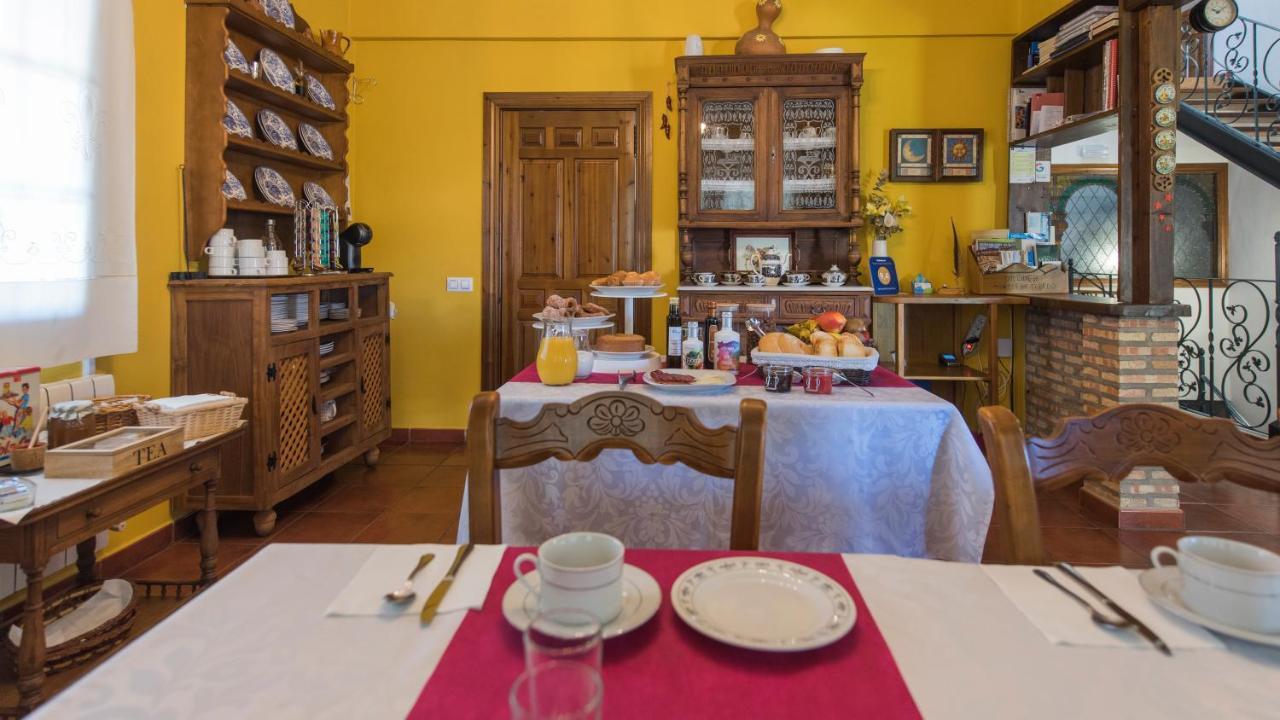 Los Laureles Casa Rural Urda Екстериор снимка