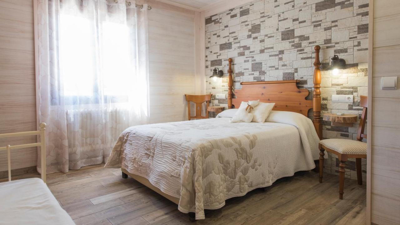 Los Laureles Casa Rural Urda Екстериор снимка